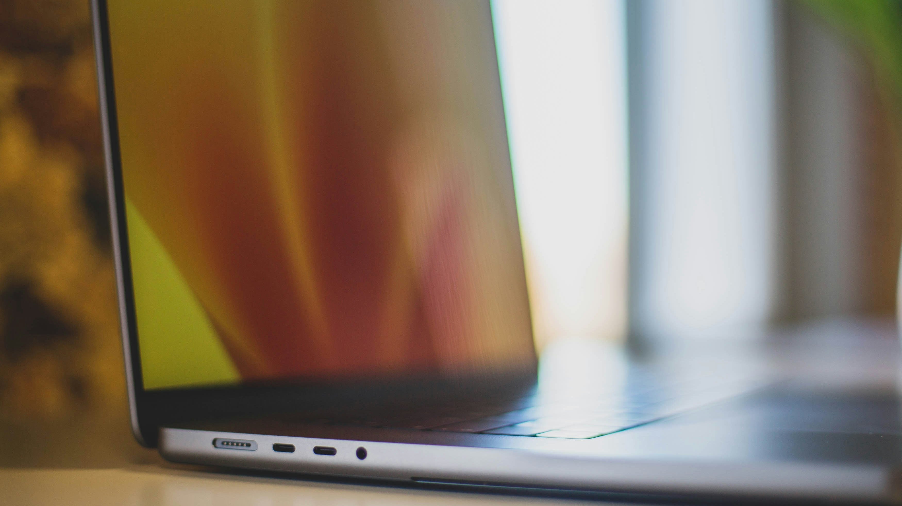 A simple guide to ports on your Apple devices