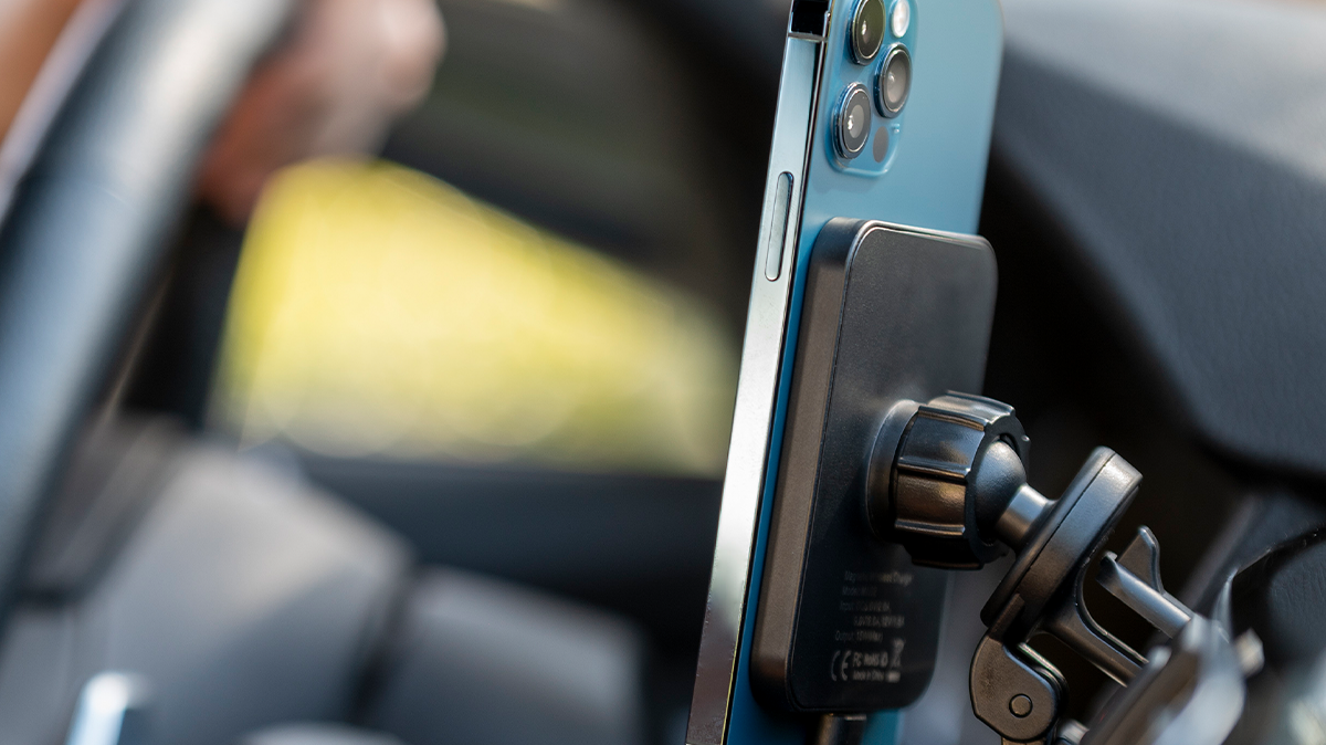 Here Are 5 Chargers Every Technophile Should Own