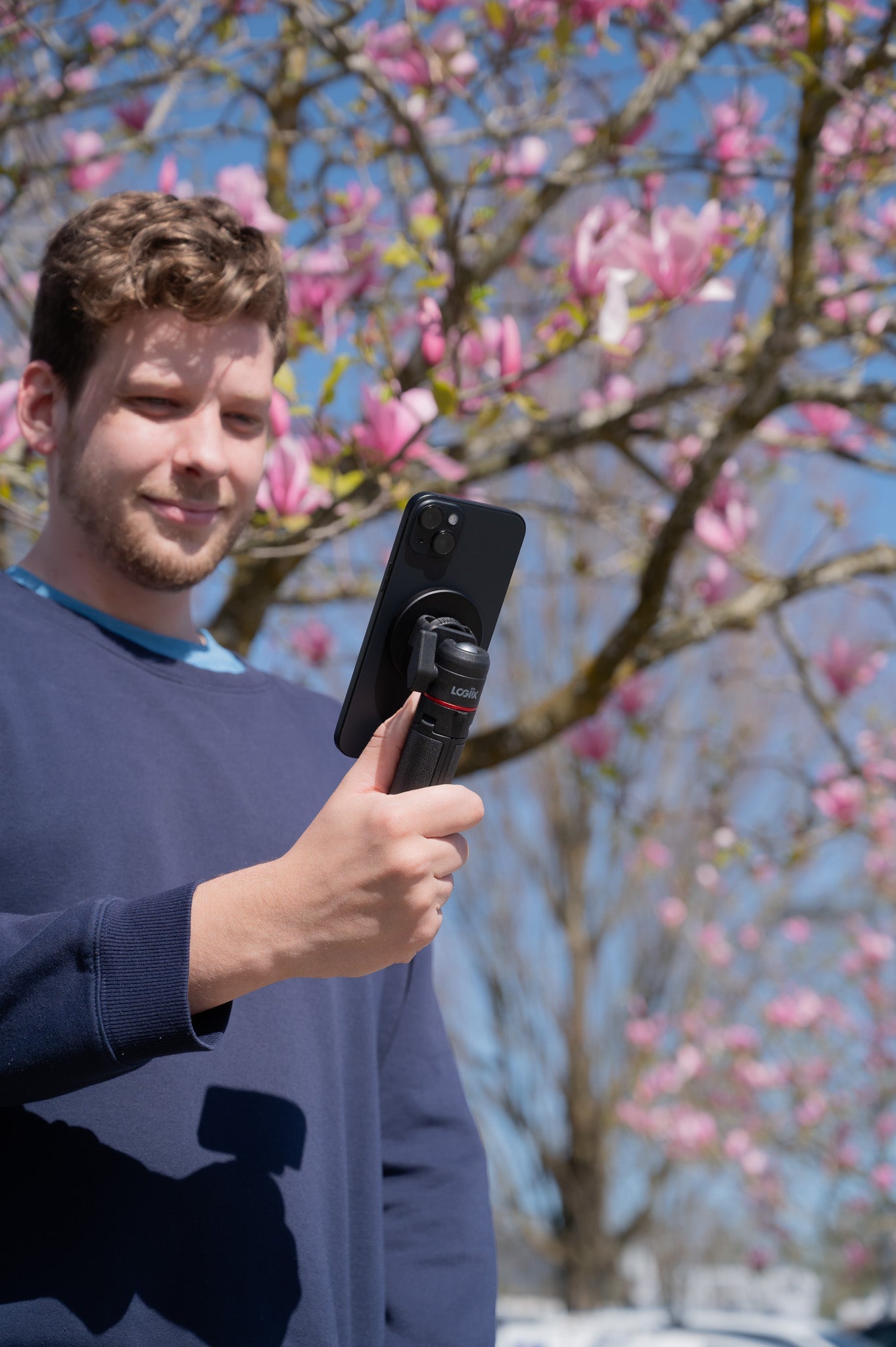 Start Travel Vlogging with the iPhone 17 Pro and VIBRANCE™ Accessories